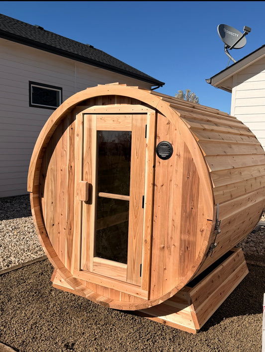 The Ragnar 4-Person Outdoor Barrel Sauna