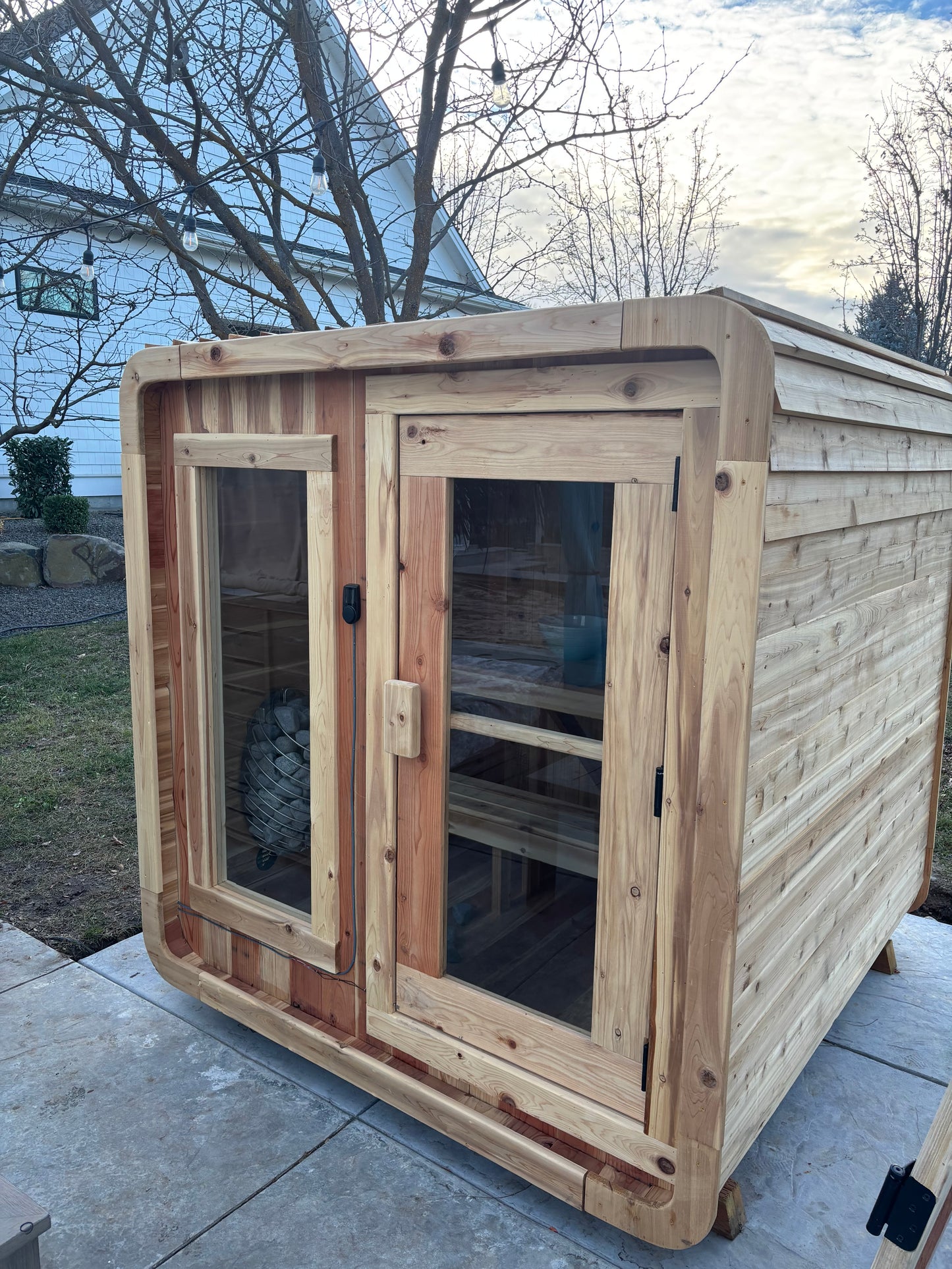 The Erik 4-Person Outdoor Sauna Pod